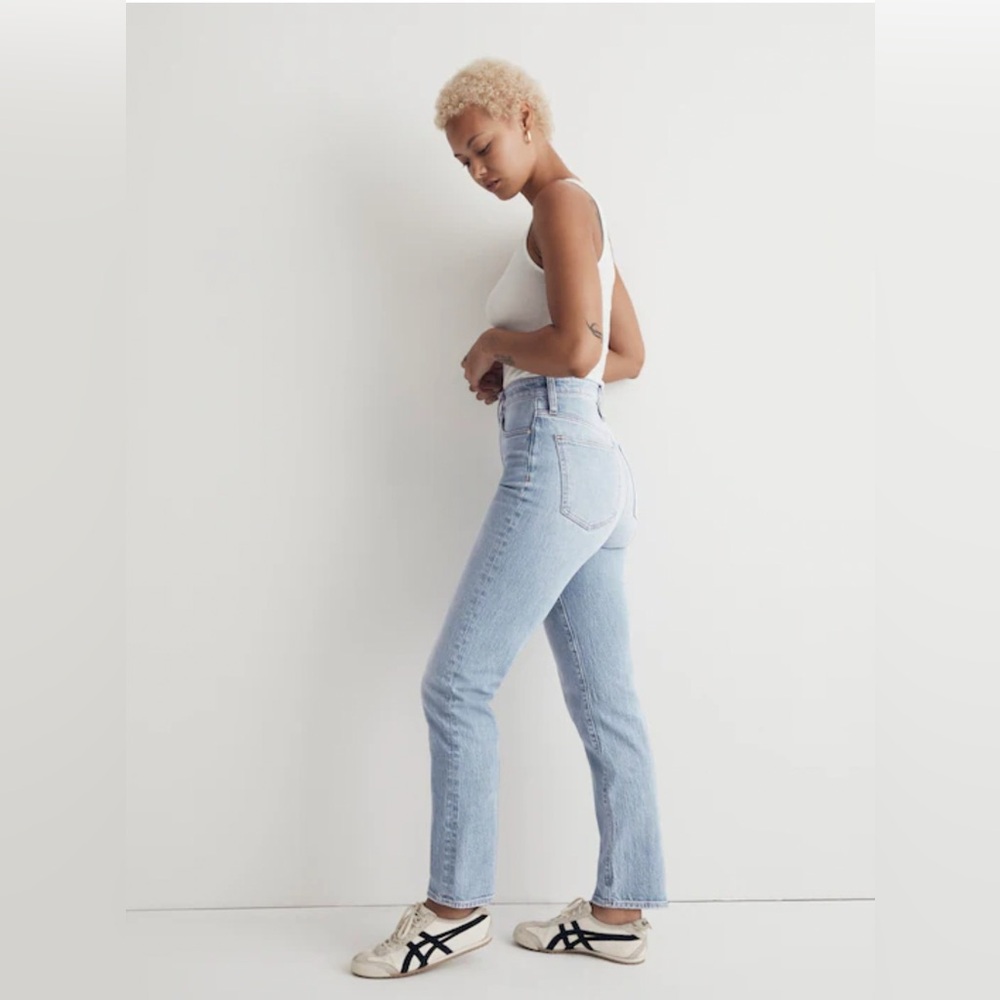 Madewell The Curvy Perfect Vintage Jean In A Light Blue Wash Women’s Size 26 - Picture 10 of 10